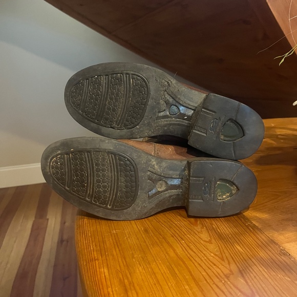 Men’s Leather Ariat Boots - Picture 3 of 4